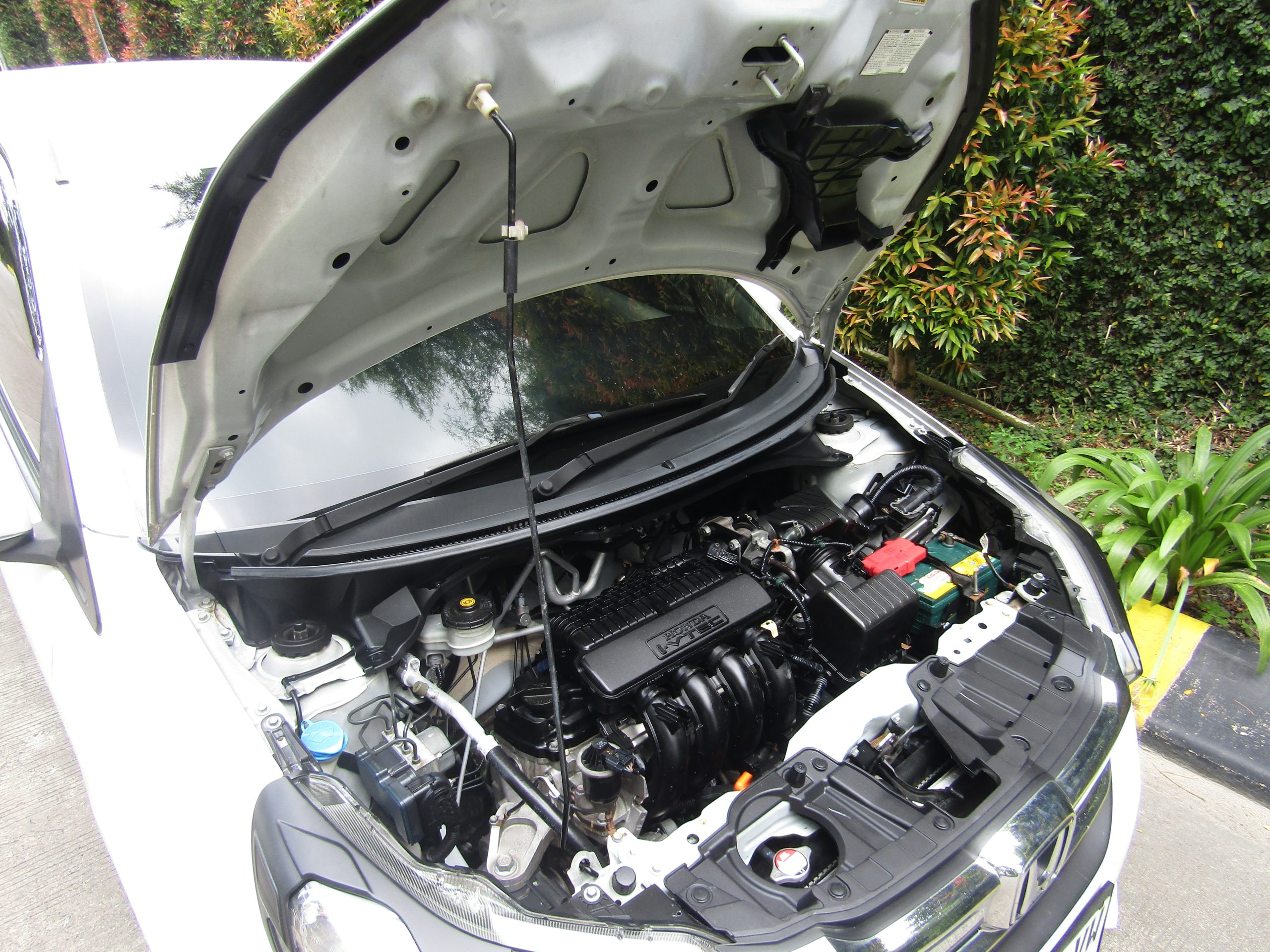 Mobilio E MT 2017 DP 5 Juta