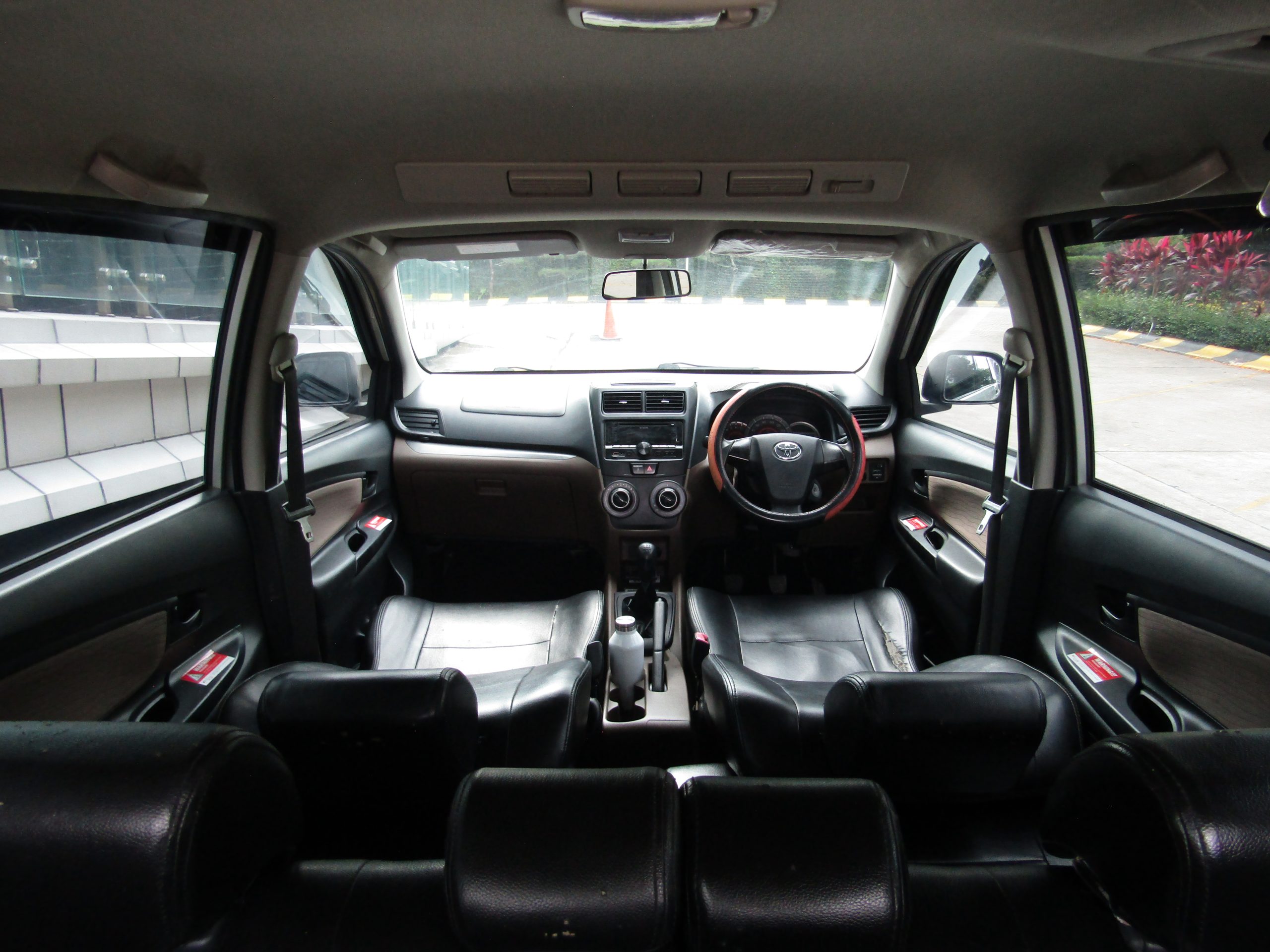 Avanza E MT 2018 DP 5 Juta