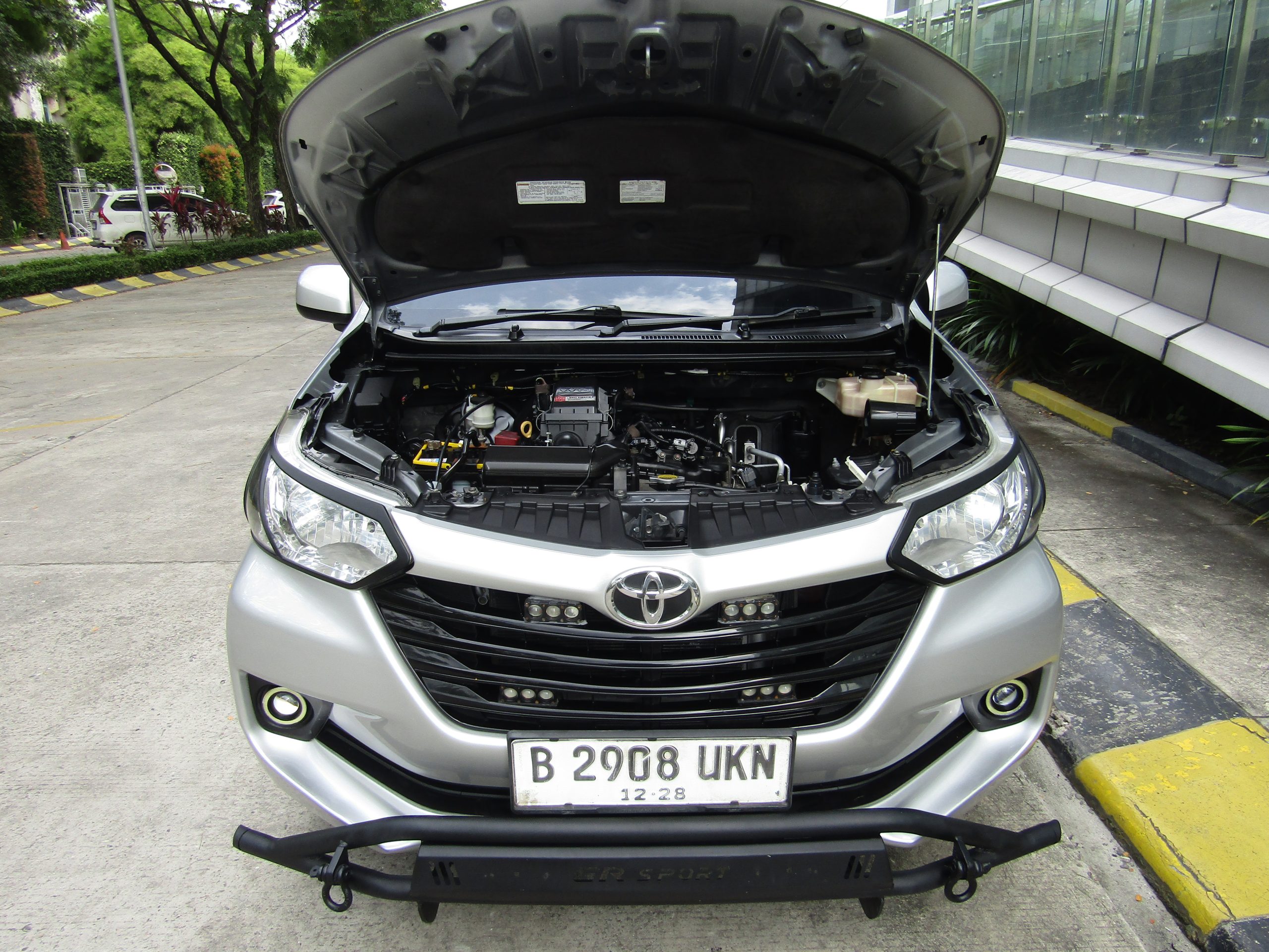 Avanza E MT 2018 DP 5 Juta