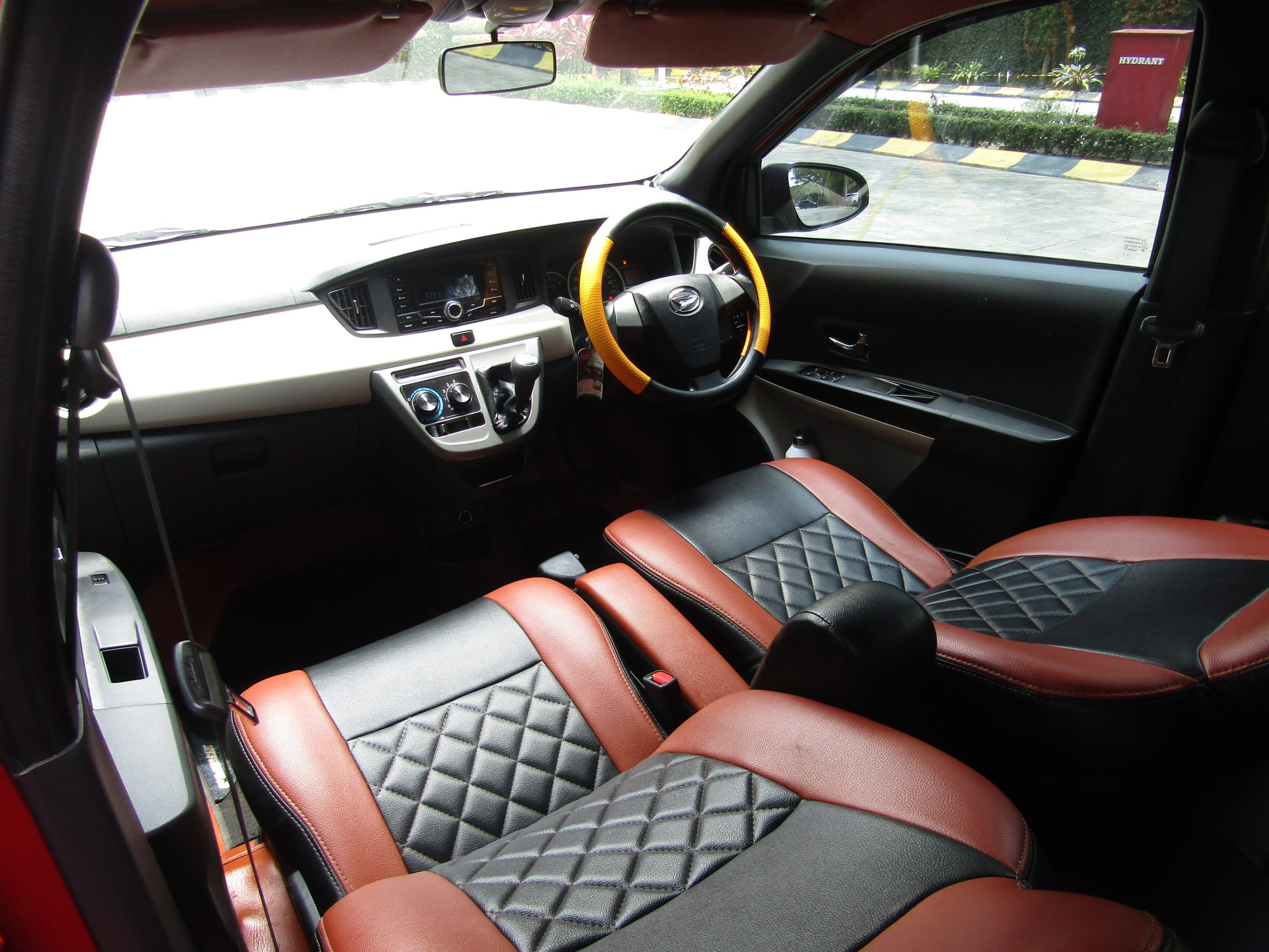 Sigra R MT 2022 DP 5 Juta