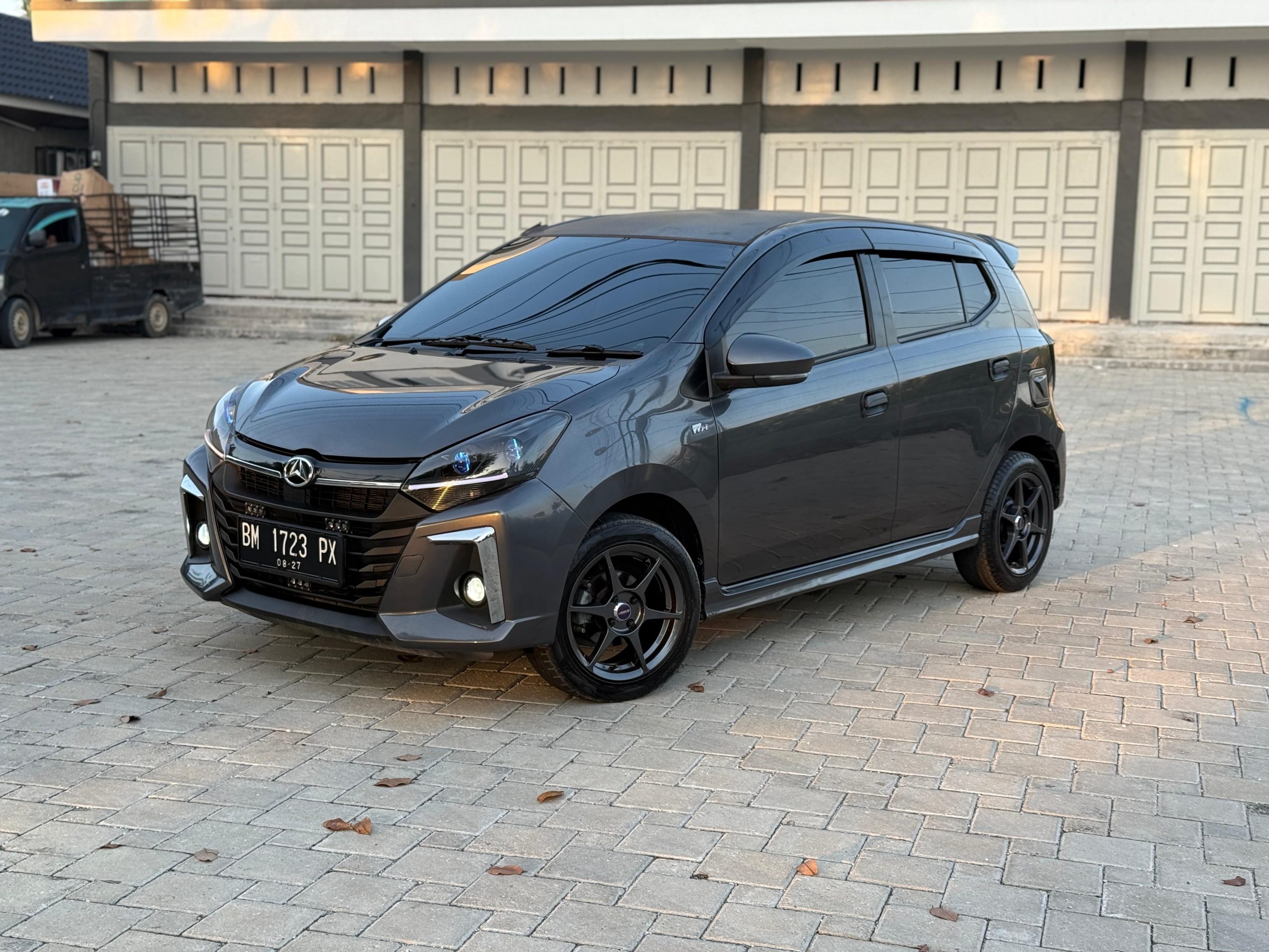 Ayla R MT 2022 DP 3 Juta, Mobil Murah Pekanbaru